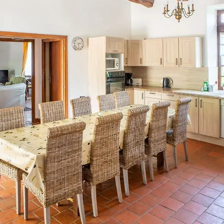 Chateau De And * Béduer