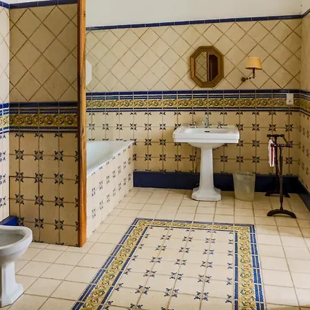 Chateau De And * Béduer