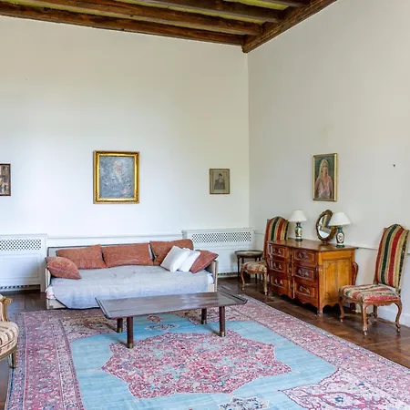 Nyaraló Chateau De And Béduer