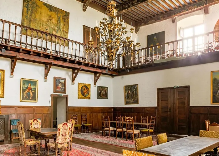 Chateau De And * Béduer