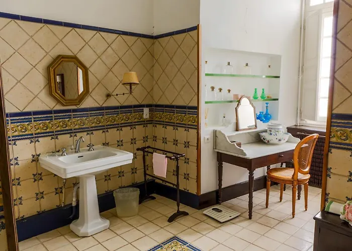 Chateau De And 펜션 *