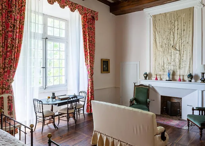 Chateau De And Béduer