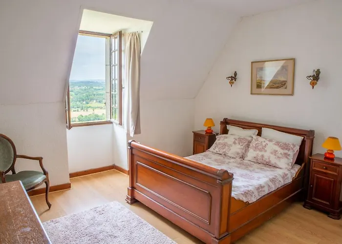 Chateau De And * Béduer