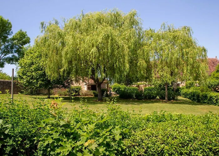Chateau De And Béduer