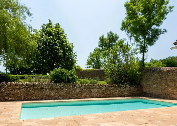 Chateau De And * Béduer