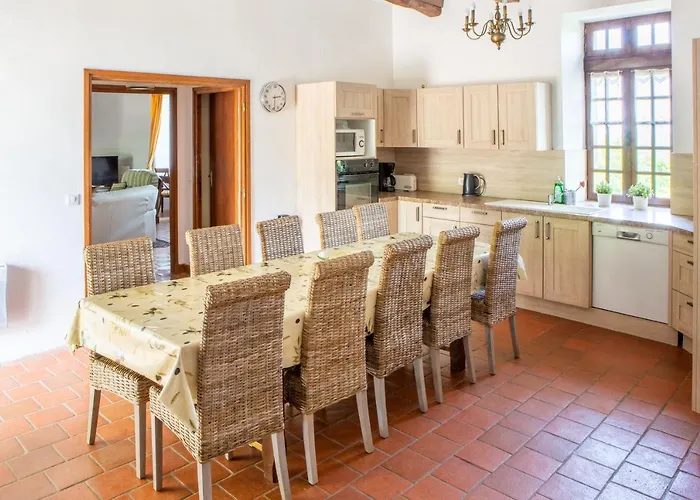 Chateau De And * Béduer